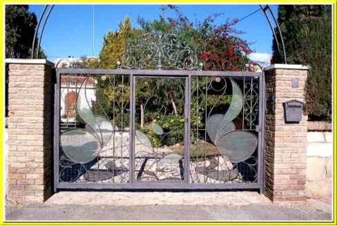 01 PUERTA ENTRADA
