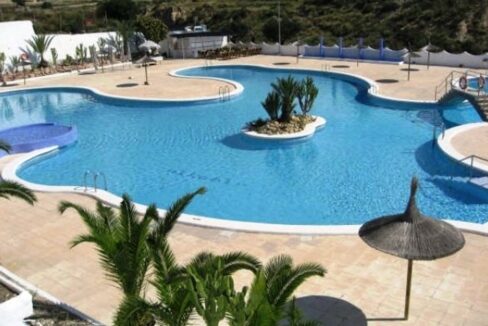 1451891-28098993_or-640x420