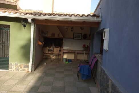 2734e2f8-3ba1-4d71-a9fd-99ae4d12a9a3