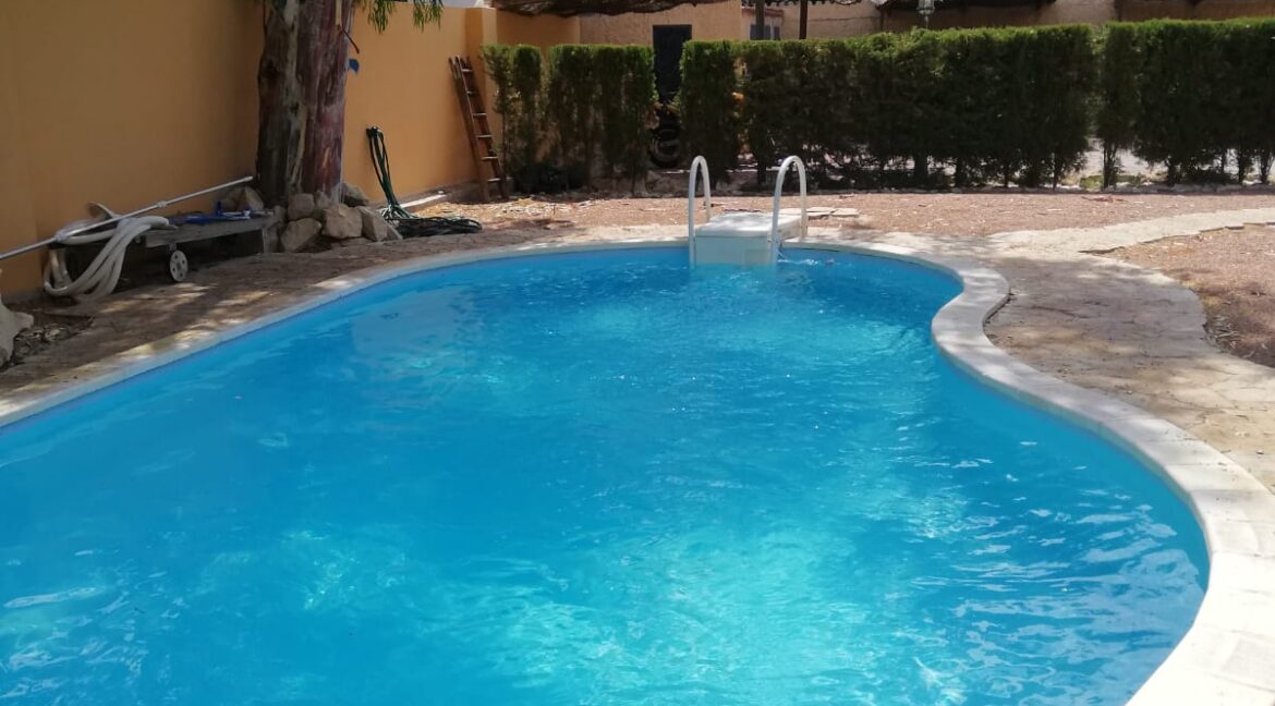 35c27eaf-a62e-4e41-a83d-8cbf7a6929ff