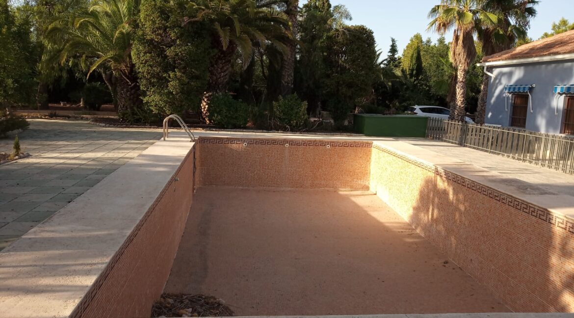 49020599-2b94-4a82-b0c5-dfc138dcb82e