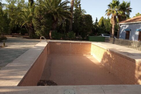 49020599-2b94-4a82-b0c5-dfc138dcb82e