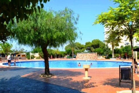 512-010 PISCINA
