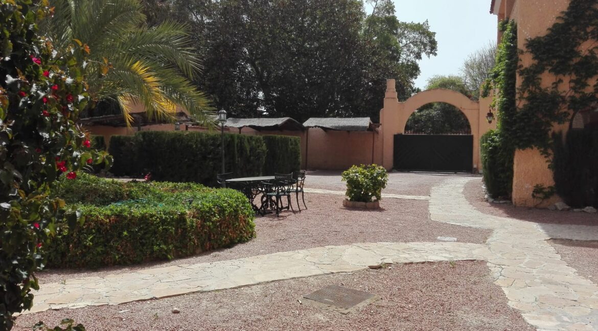 547227b6-85bd-4093-8563-1d6e398b1e53