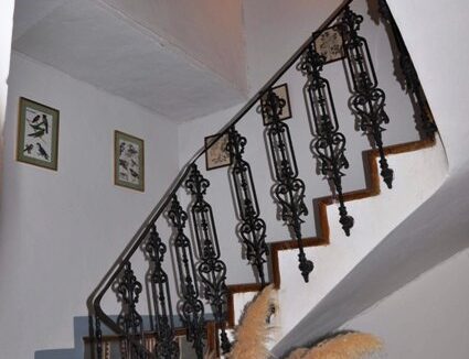 9 - Escalera interior