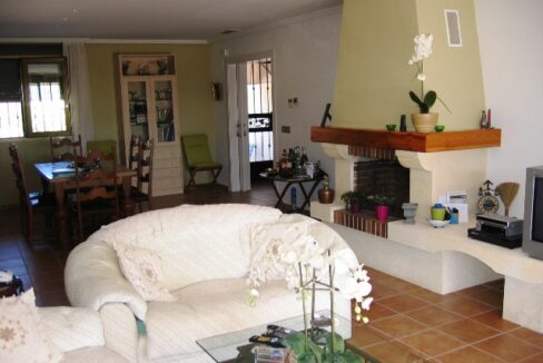 SALON 034