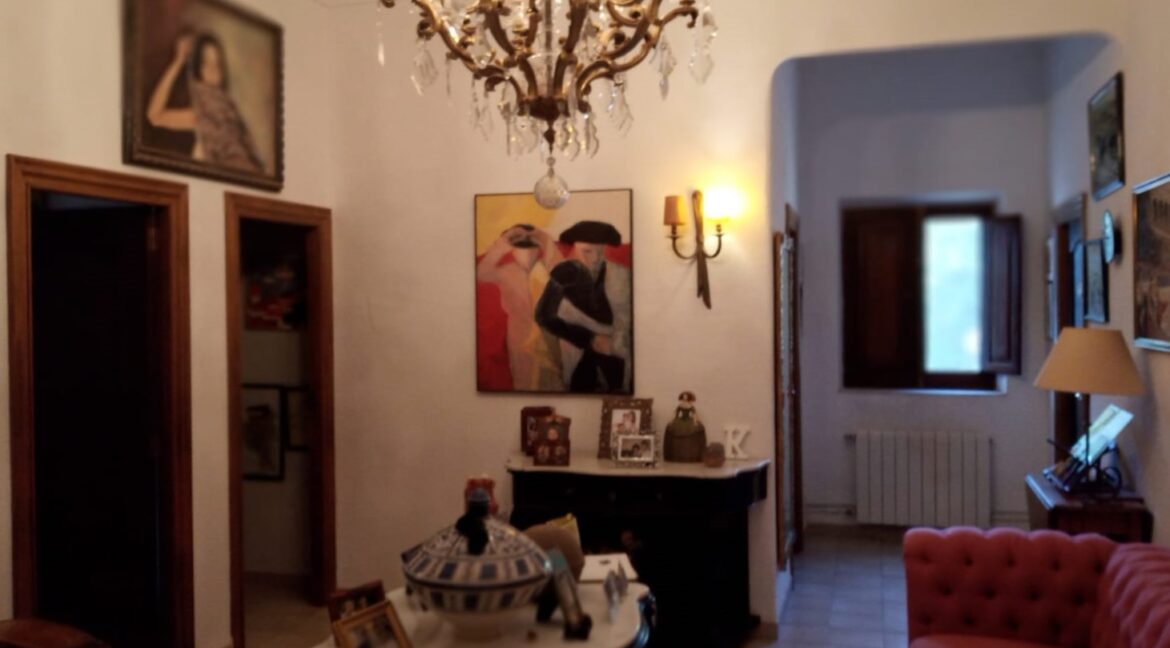 aa8c4488-f4b3-4b73-a0fd-60a46333356a