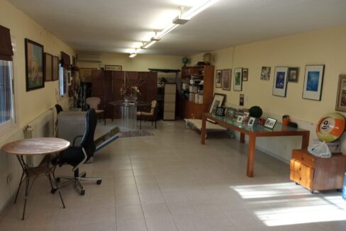 cb9e205f-fba2-49d7-870f-b474e6ba03ce